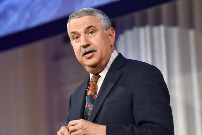 توماس فريدمان: الانهيار العظيم لأميركا يمضي على قدم وساق