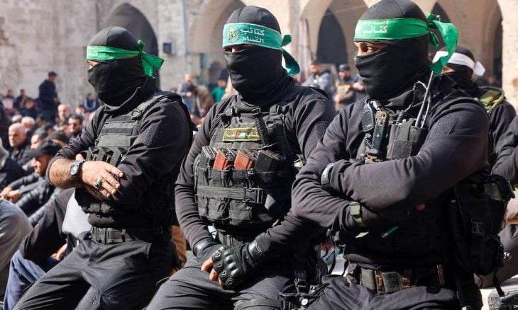 الجيش الأقوى في الشرق الأوسط يقف عاجزاً أمام 30 ألفاً وترامب: سنرسلهم إلى القمر