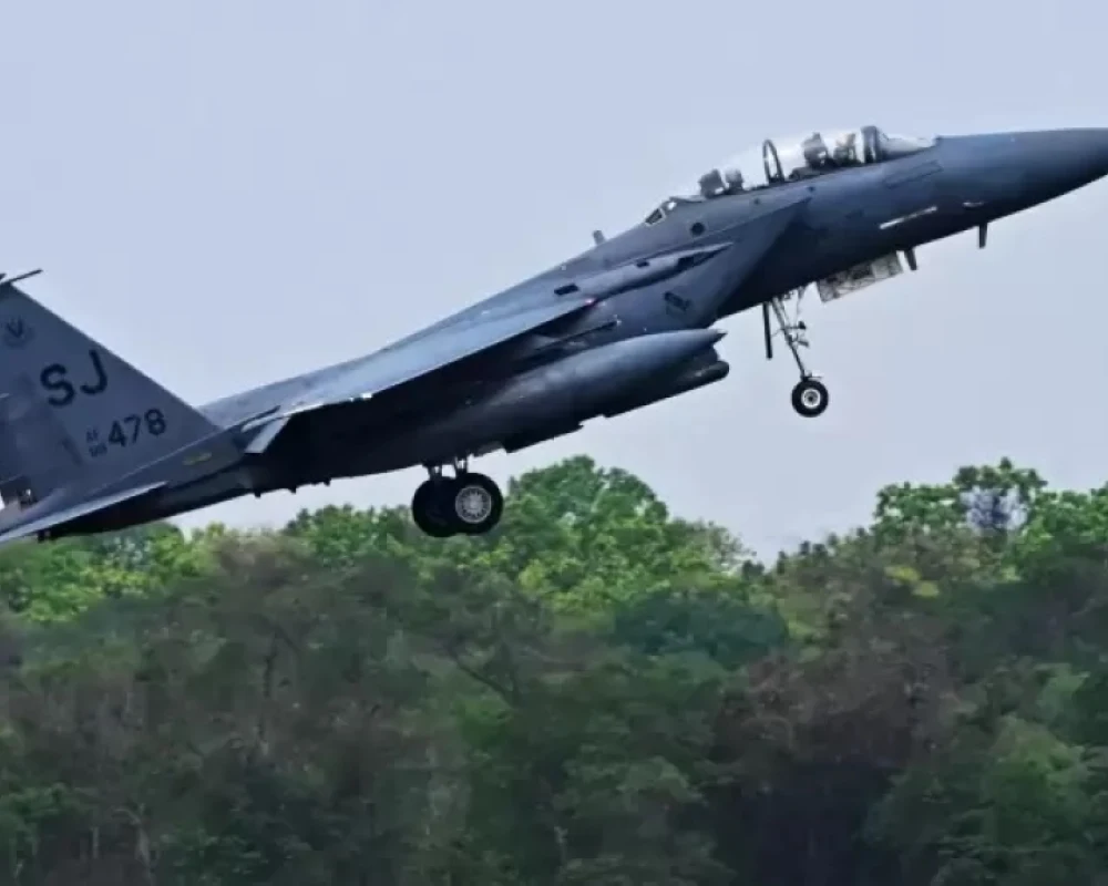 الكويت تعلن سقوط عدة طائرات حربية أمريكية