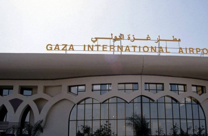 خذوني إلى شواطئكم قليلا يا أهل غزة