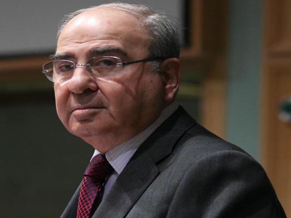 الأردنيون يواسون الطاهر الجامع