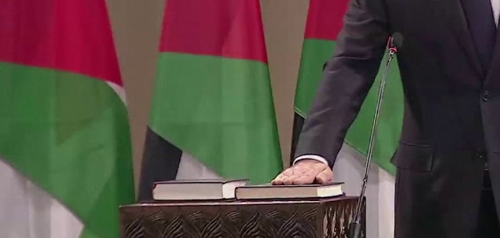 وزر الوزير تجاه الوطن