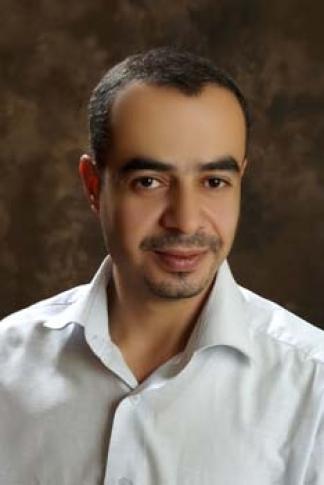 احمد الطيب يكتب الى سمير الرفاعي .. الكيا سيفيا لا تشبه المرسيدس