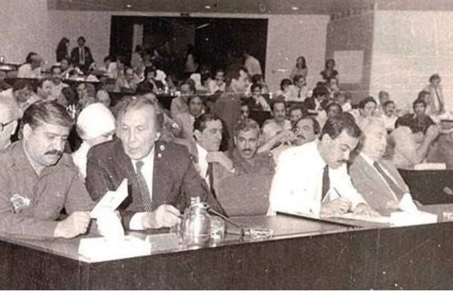 "مسافرون" .. القصيدة التي منعت من النشر