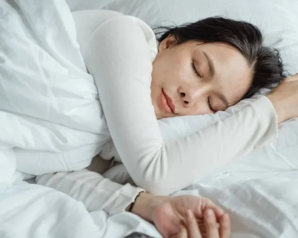 النوم على فترتين.. عادة قديمة توقف عنها أجدادنا