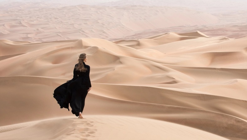 تعرفوا على القصة الدموية للمثل القائل “بيدي لا بيد عمرو”