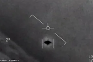 ترامب يتعهد بنشر وثائق الحكومة حول الكائنات الفضائية