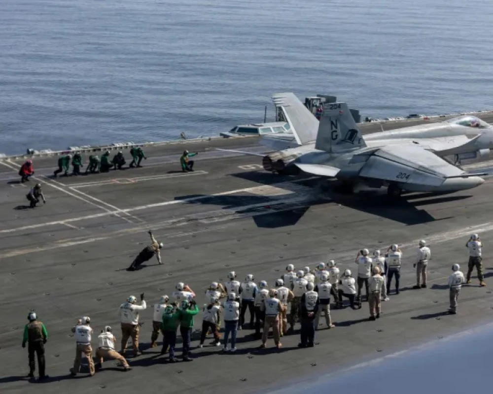 مصادر عسكرية : 4 مؤشرات ترجّح تأجيل ترمب ضرب إيران لمنتصف مارس