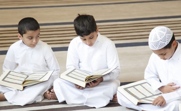 قطر تطلق برنامج معلم القرآن الكريم في المدارس