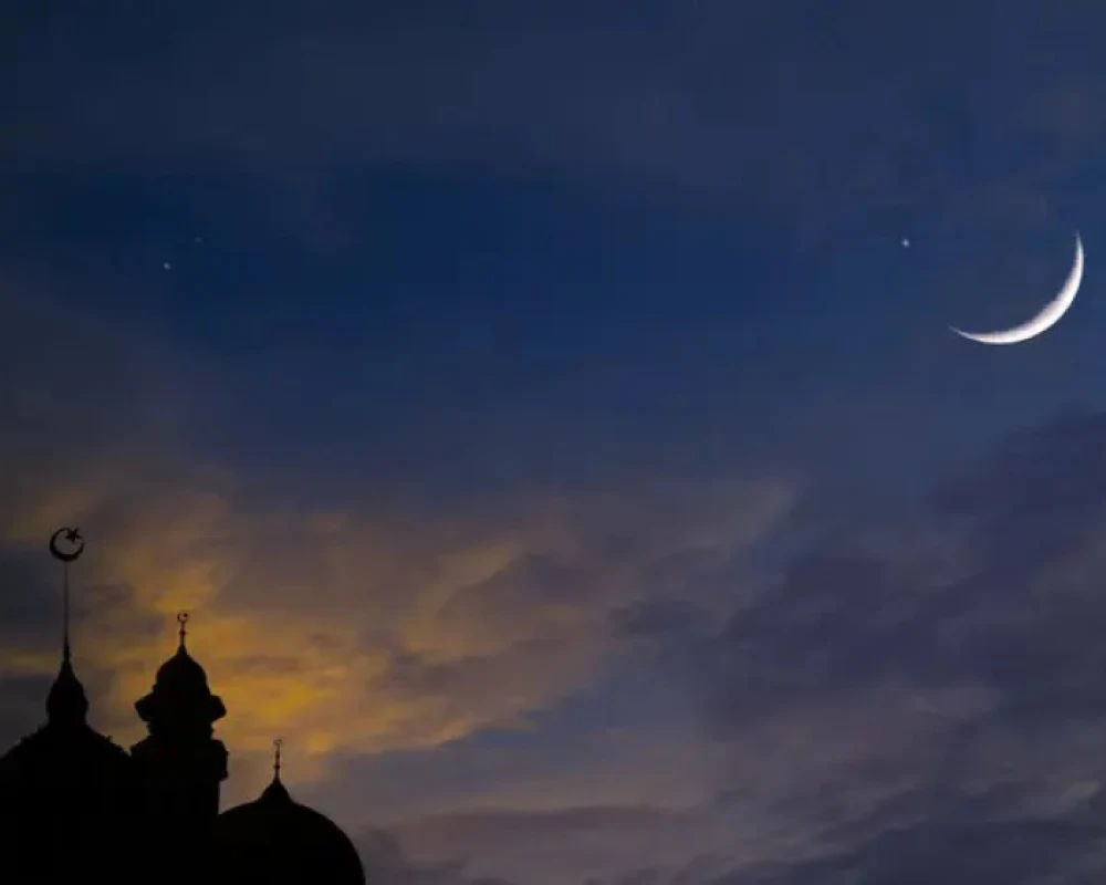 دولة خليجية تعلن رسمياً أول رمضان بعد استحالة رؤية الهلال