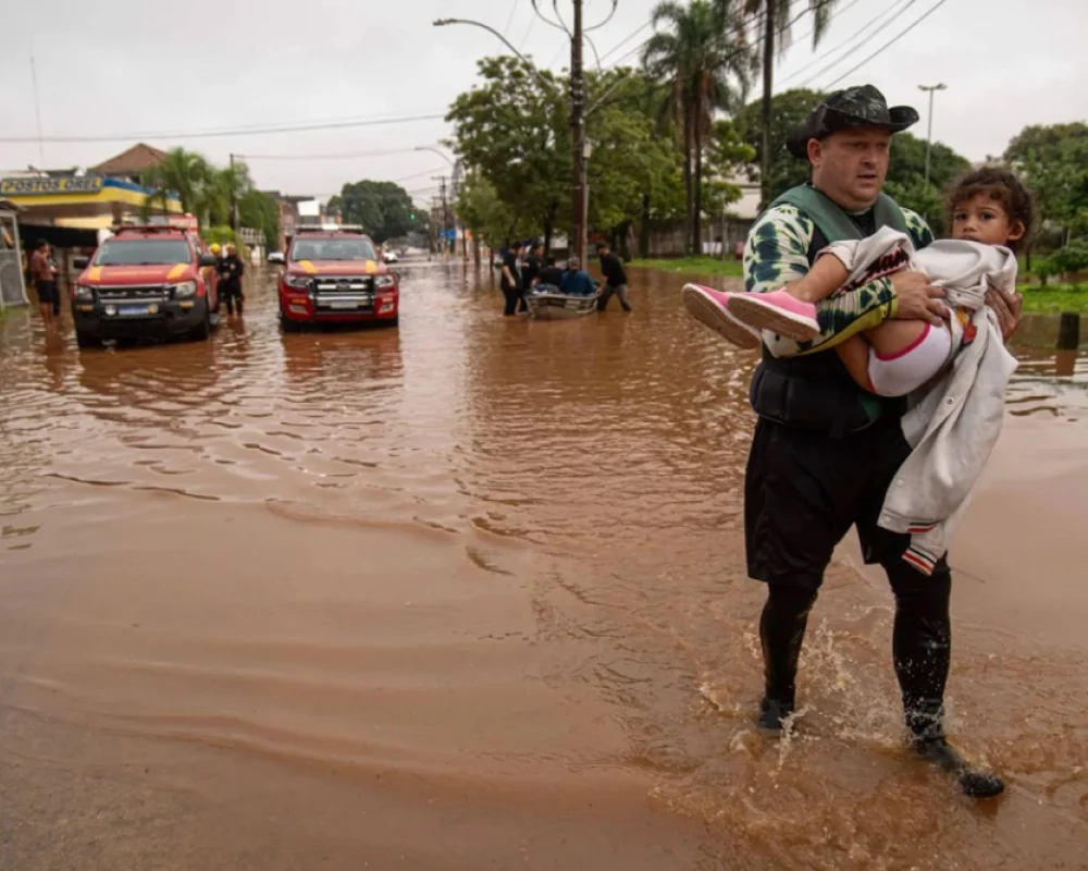 هطول مزيد من الأمطار في البرازيل وارتفاع حصيلة القتلى إلى 55