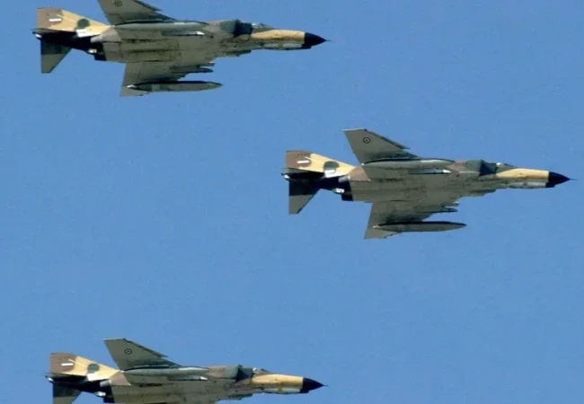 تقرير: إيران تحارب إف 35 بطائرات قديمة من المتحف