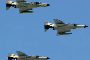 تقرير: إيران تحارب إف 35 بطائرات قديمة من المتحف