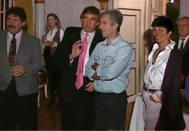 العدل الأمريكية تنشر وثائق تتضمن اتهامات لترمب بقضية إبستين