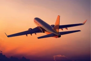 إسرائيل تبدأ تنفيذ عملية إجلاء مواطنيها من الإمارات