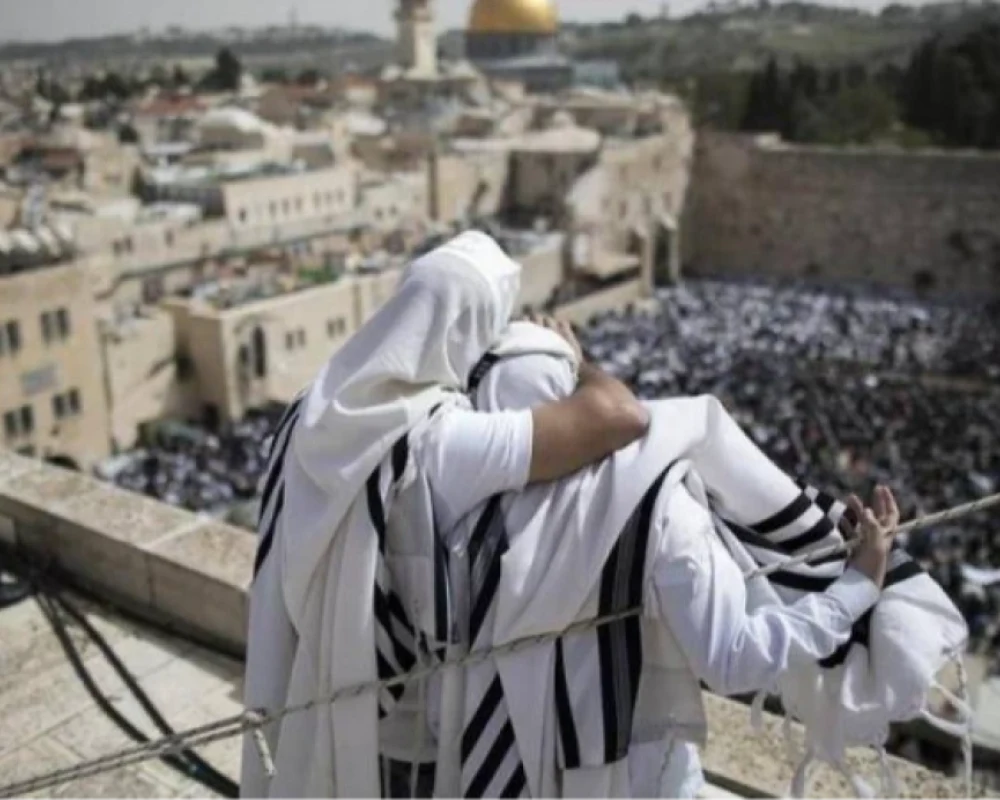 جماعات الهيكل تطلق حملة متصاعدة لفرض قربان الفصح داخل المسجد الأقصى