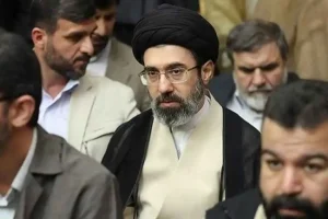 ترامب وصفه بالشخصية الضعيفة.. من هو المرشد الإيراني الجديد؟