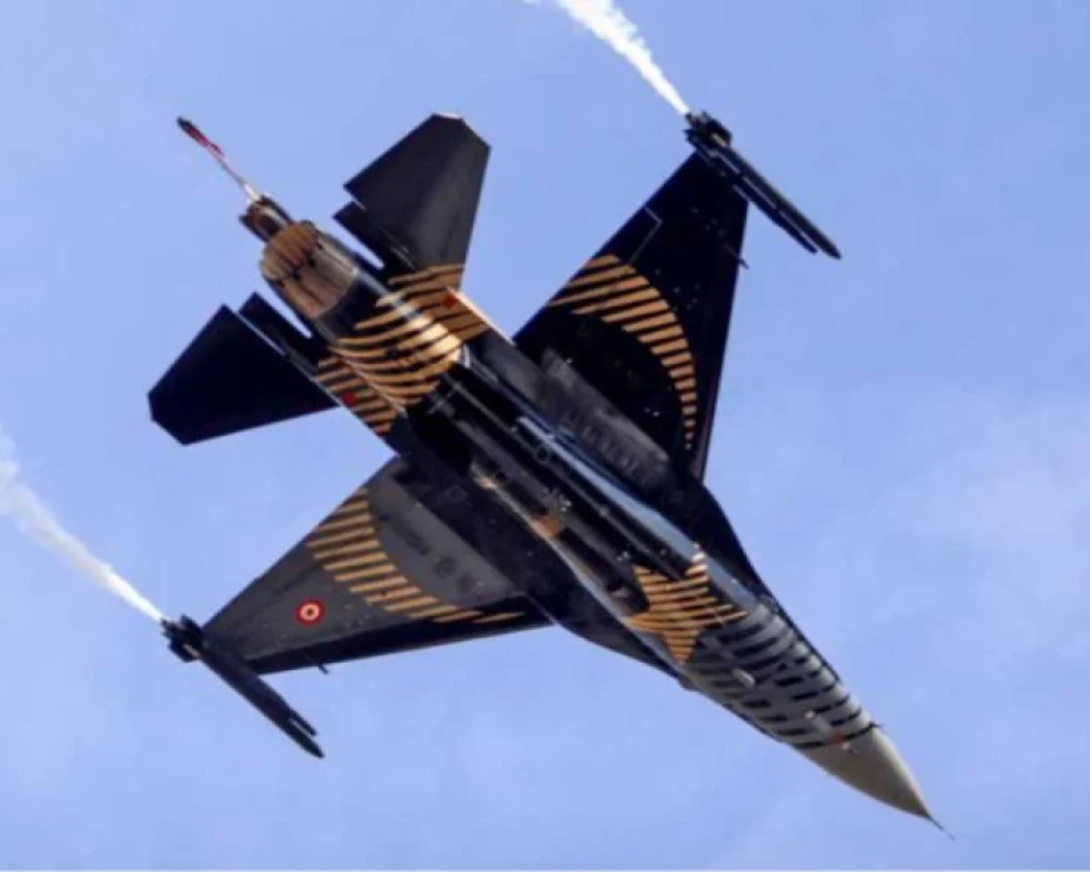 تركيا تعلن نشر مقاتلات إف 16 وأنظمة دفاع جوي في شمال قبرص