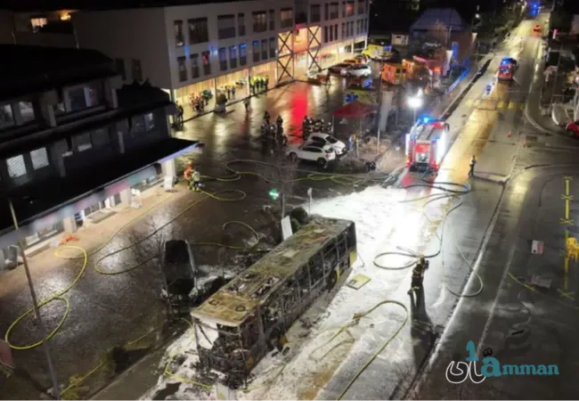 مقتل 6 في حريق بحافلة سويسرية بعد إضرام أحد الركاب النار في نفسه