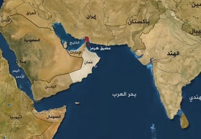 الجيش الأميركي يحذر من احتمال ضرب موانئ إيران على مضيق هرمز