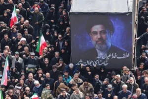 مصادر:المخابرات الأمريكية تستبعد انهيار النظام الإيراني