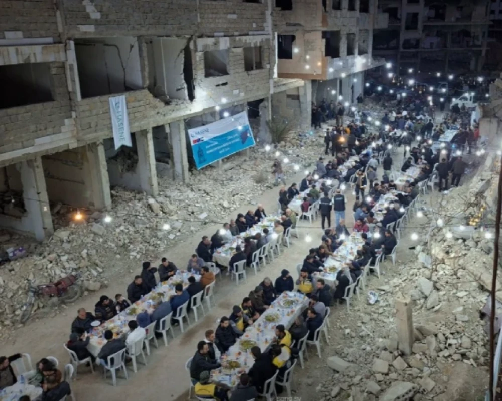 إفطار جماعي في جوبر يعيد الحياة لحي دمّره نظام الأسد