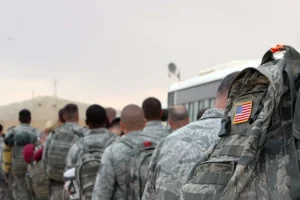 الحرس الثوري: على الجنود الأمريكيين مغادرة المنطقة بسرعة