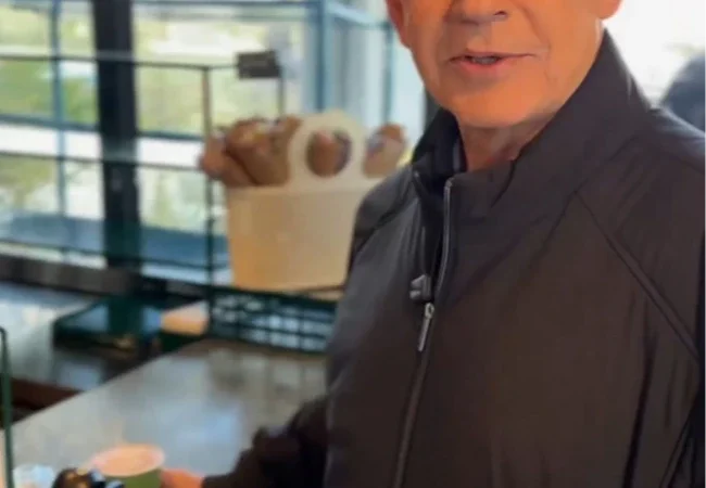 نتنياهو يرد على شائعة وفاته : ما زلت حيًا