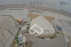 هجوم بمسيرات وصواريخ على قاعدة عسكرية في مطار بغداد