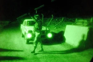 هجوم ضخم على قاعدة فيكتوريا قرب مطار بغداد الدولي