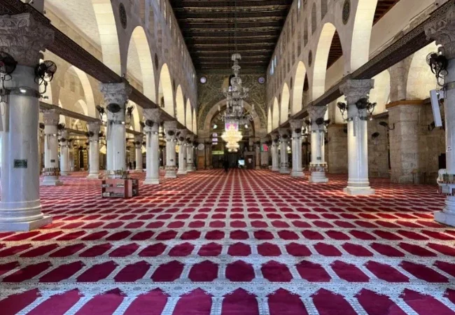 لأول مرة منذ احتلال القدس.. إسرائيل تغلق المسجد الأقصى في العشر الأواخر وتمنع إحياء ليلة القدر