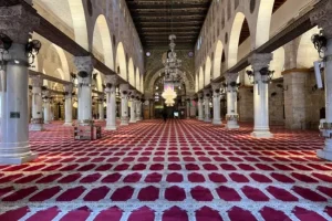 لأول مرة منذ احتلال القدس.. إسرائيل تغلق المسجد الأقصى في العشر الأواخر وتمنع إحياء ليلة القدر
