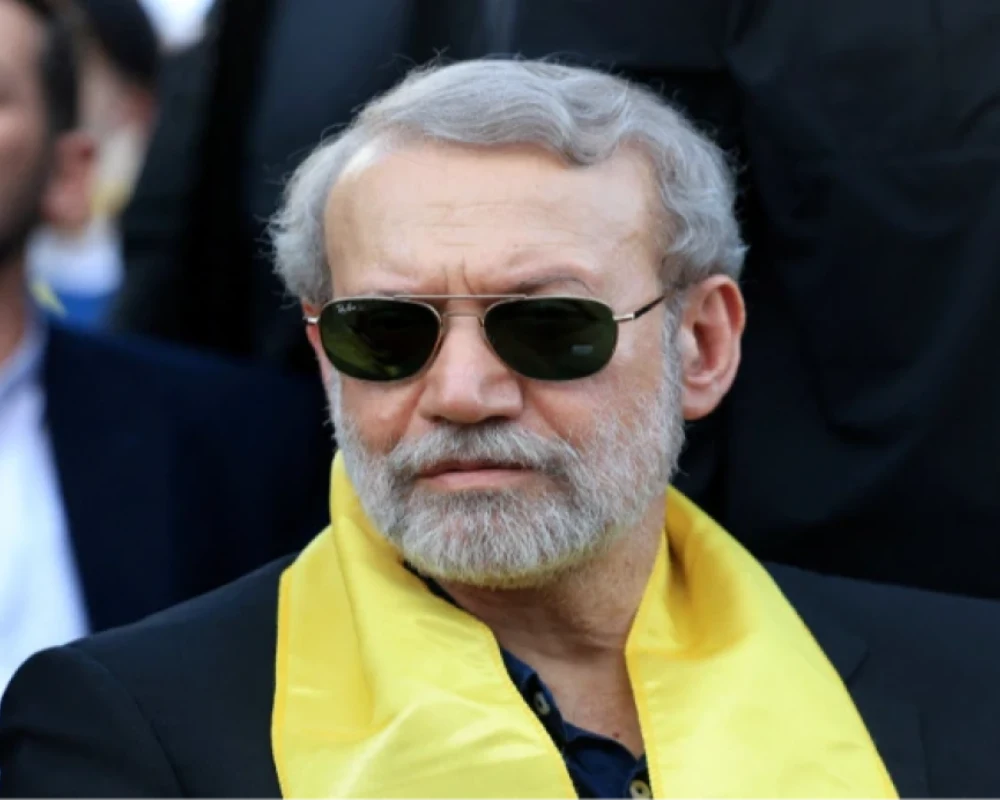 استهداف علي لاريجاني.. إسرائيل تتحقق من مصيره