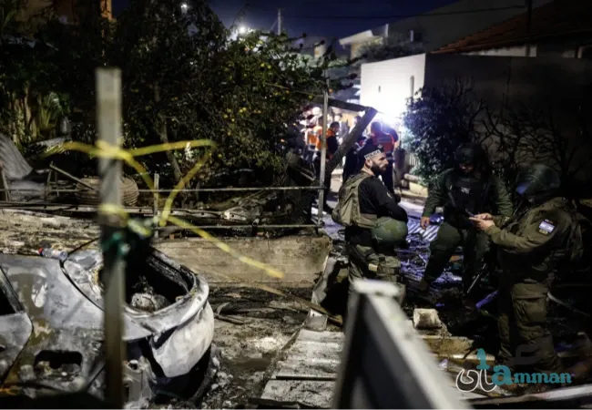 قتيلان وإصابات ودمار في تل أبيب بعد هجوم صاروخي إيراني