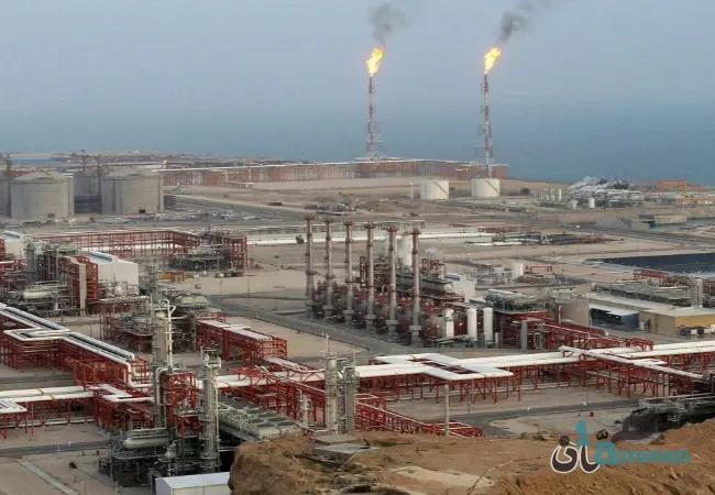 الاحتلال يستهدف البنية التحتية الاقتصادية لإيران ويقصف منشأة غاز عملاقة في بوشهر