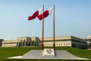 قطر تطرد ملحقين عسكري وأمني إيرانيين وتعتبرهما شخصيتين غير مرغوب فيهما