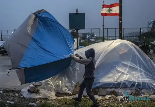 إسرائيل تكثف غاراتها على لبنان.. وعدد النازحين يتخطى المليون