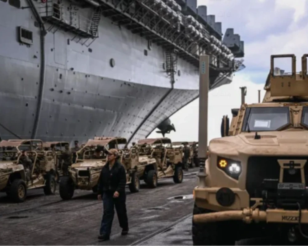 البنتاجون يعجل نشر آلاف من قوات المارينز في الشرق الأوسط وسفن وطرادات هجومية