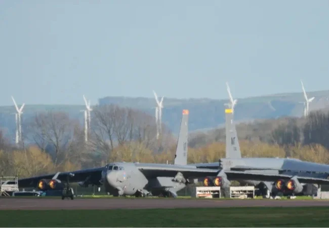 مدى غير مسبوق .. صواريخ إيران تطال قاعدة بريطانية أمريكية بالمحيط الهندي