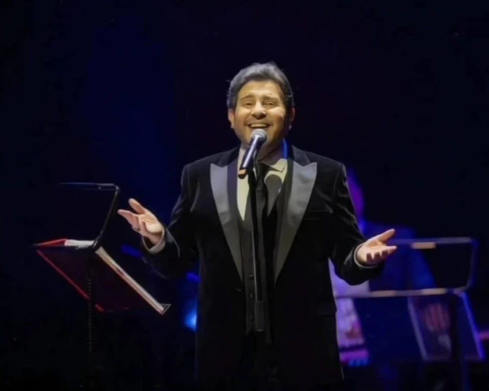 جديد حالة هاني شاكر.. ارتفاع المناعة وتحسن الوظائف الحيوية