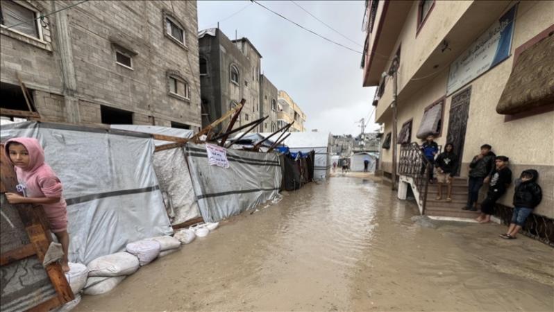 طقس قاسٍ بـ15 دول عربية.. 3 قتلى وسيول وثلوج وإجلاء عائلات وتعطيل دراسة