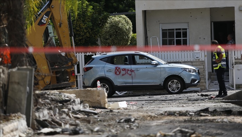 إصابات وأضرار جسيمة جراء سقوط صاروخ إيراني على مبنى في حيفا