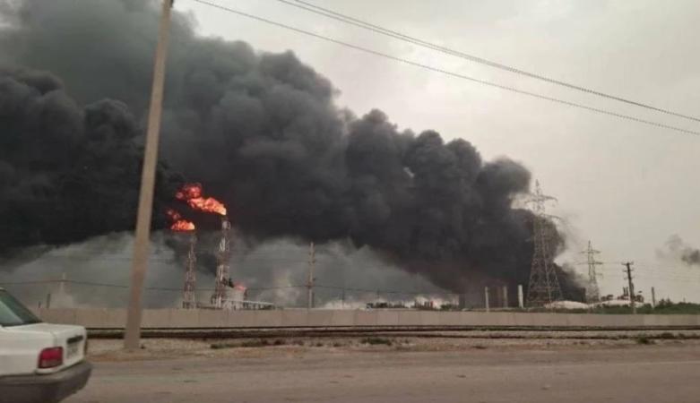 إسرائيل تدعي قصف أكبر منشأة للبتروكيماويات في إيران