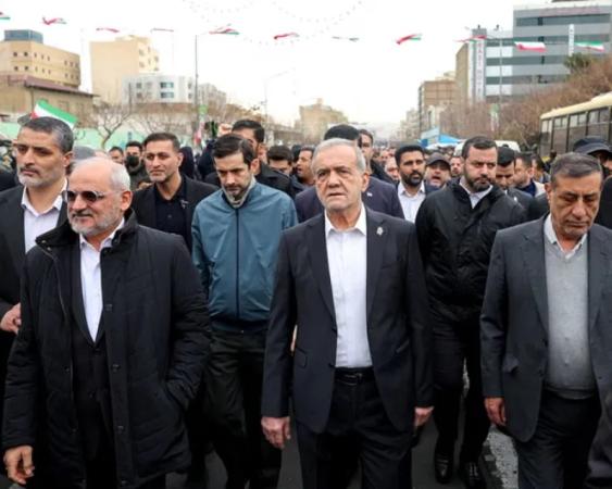 ماذا قال نجل بزشكيان عن ليلة الخوف من القنبلة النووية