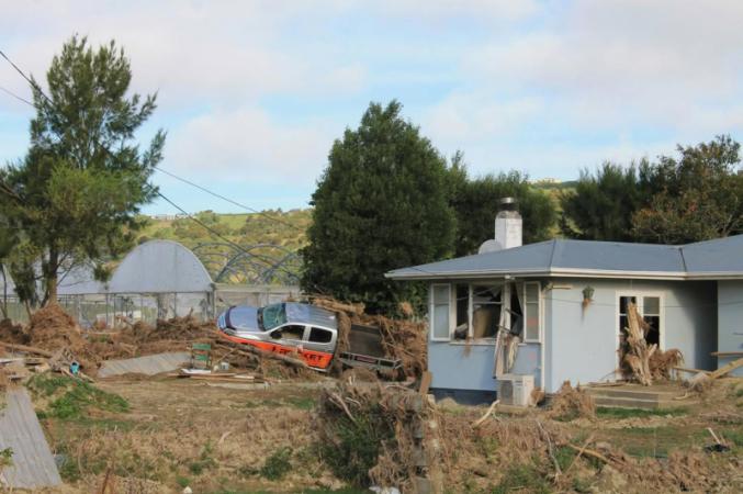 رياح مدمرة وأمطار عاتية.. إعصار فايانو يجتاح نيوزيلندا وإجلاء المئات