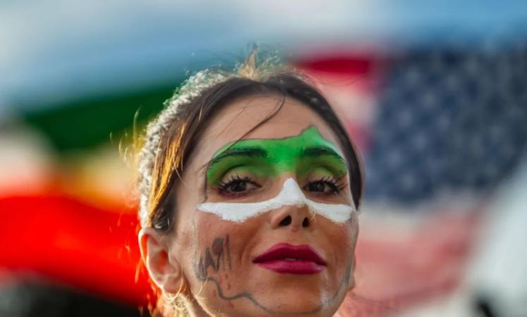 جنة الشيطان .. كيف يعيش أبناء النخبة بإيران الحلم الأميركي؟