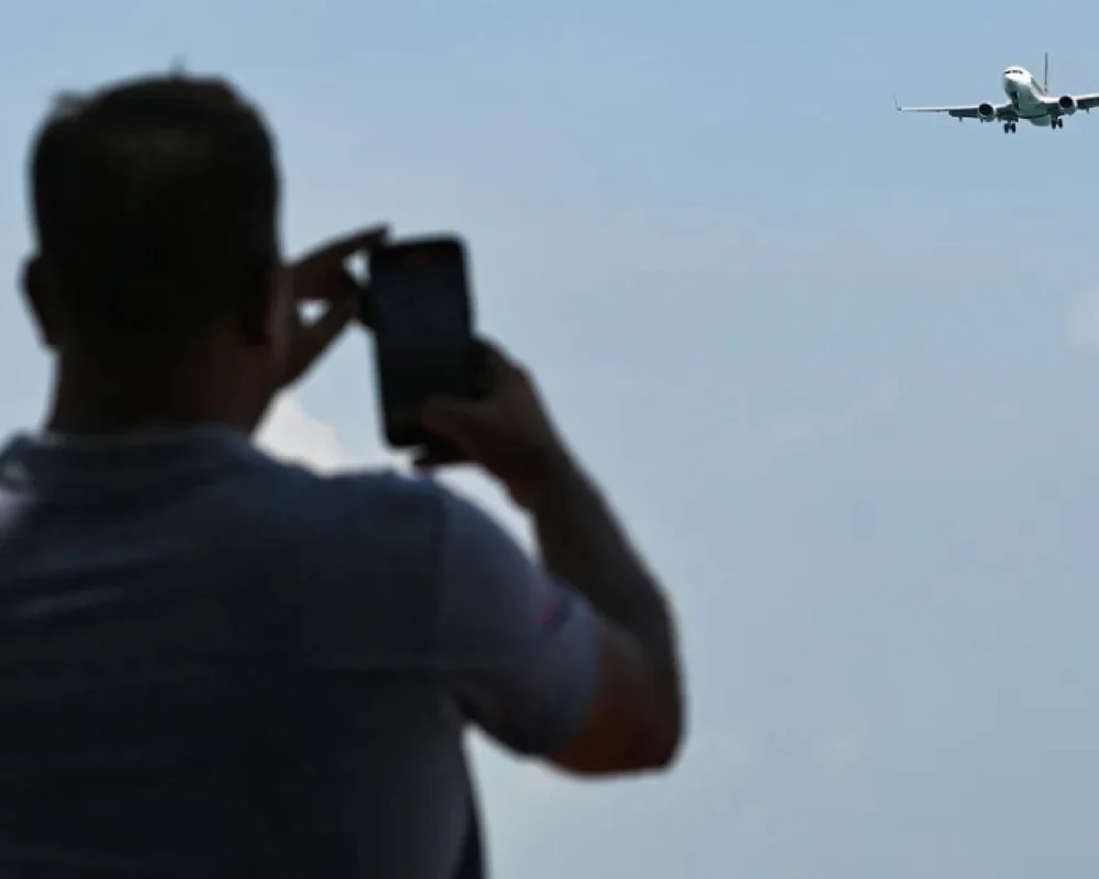 مع تصاعد التوتر.. دول تصدر تحذيرات بشأن السفر إلى الشرق الأوسط