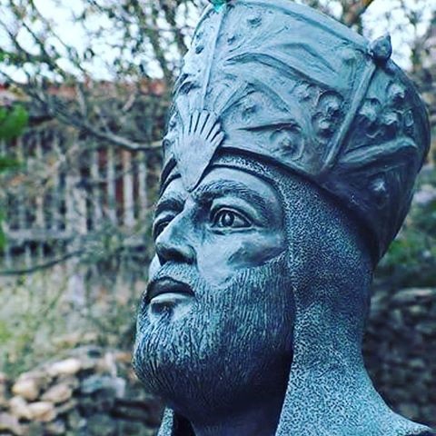 من هو الحاجب ابن أبي عامر؟؟