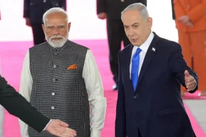 مودي يكسر عزلة نتنياهو وإسرائيل بـ16 اتفاقية تعاون