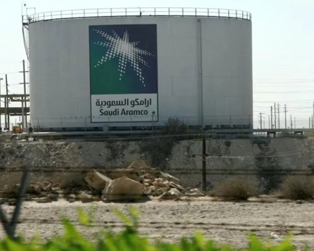 استهداف مصفاة تابعة لـ أرامكو بطائرة مسيرة وتعليق عملياتها